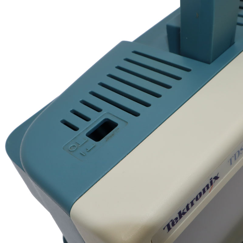 【中古品】Tektronix  TDS2014