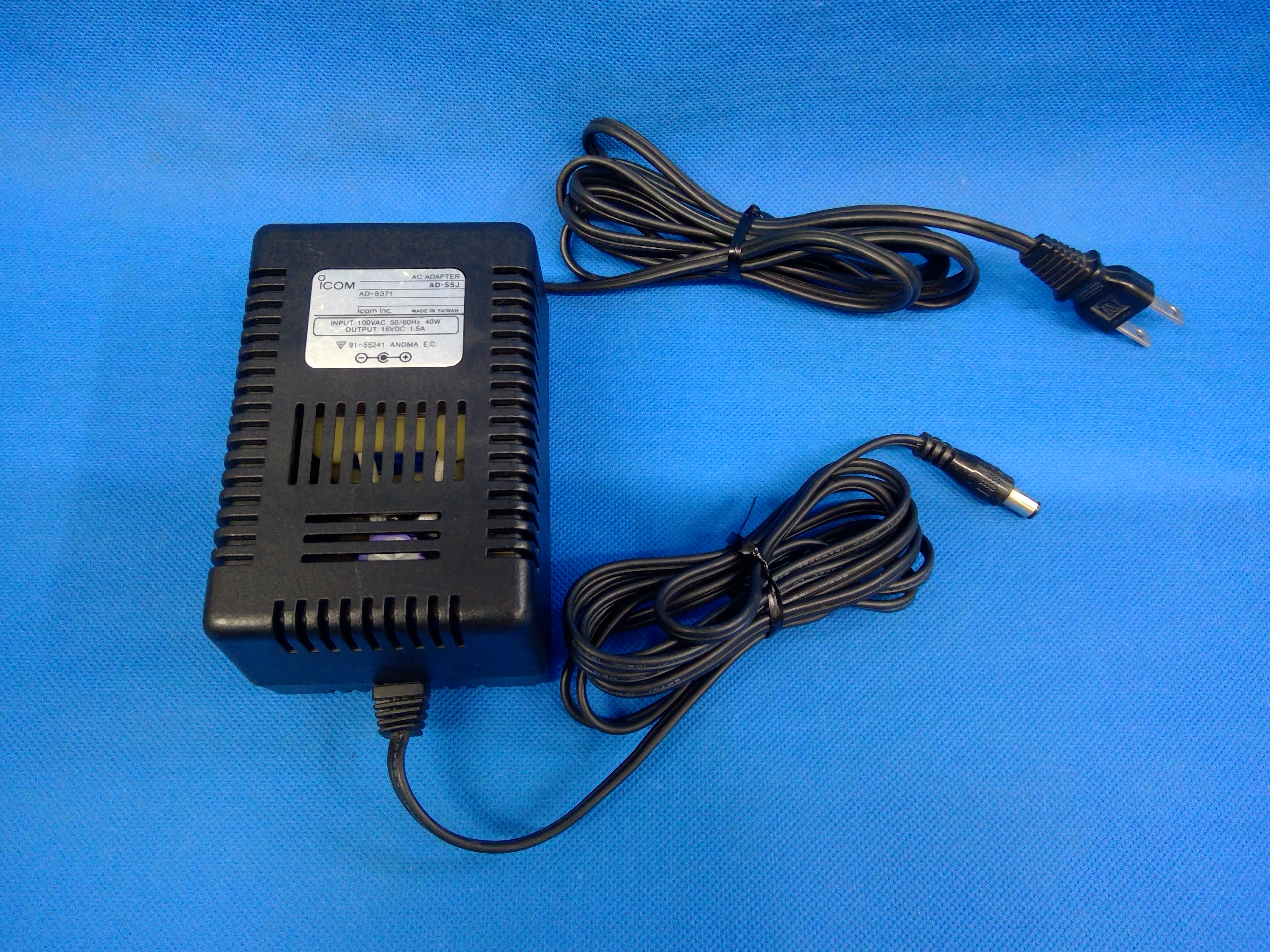 アイコム　IC-R75　HF～50MHz オールモード高性能レシーバー　中古品　生産終了品