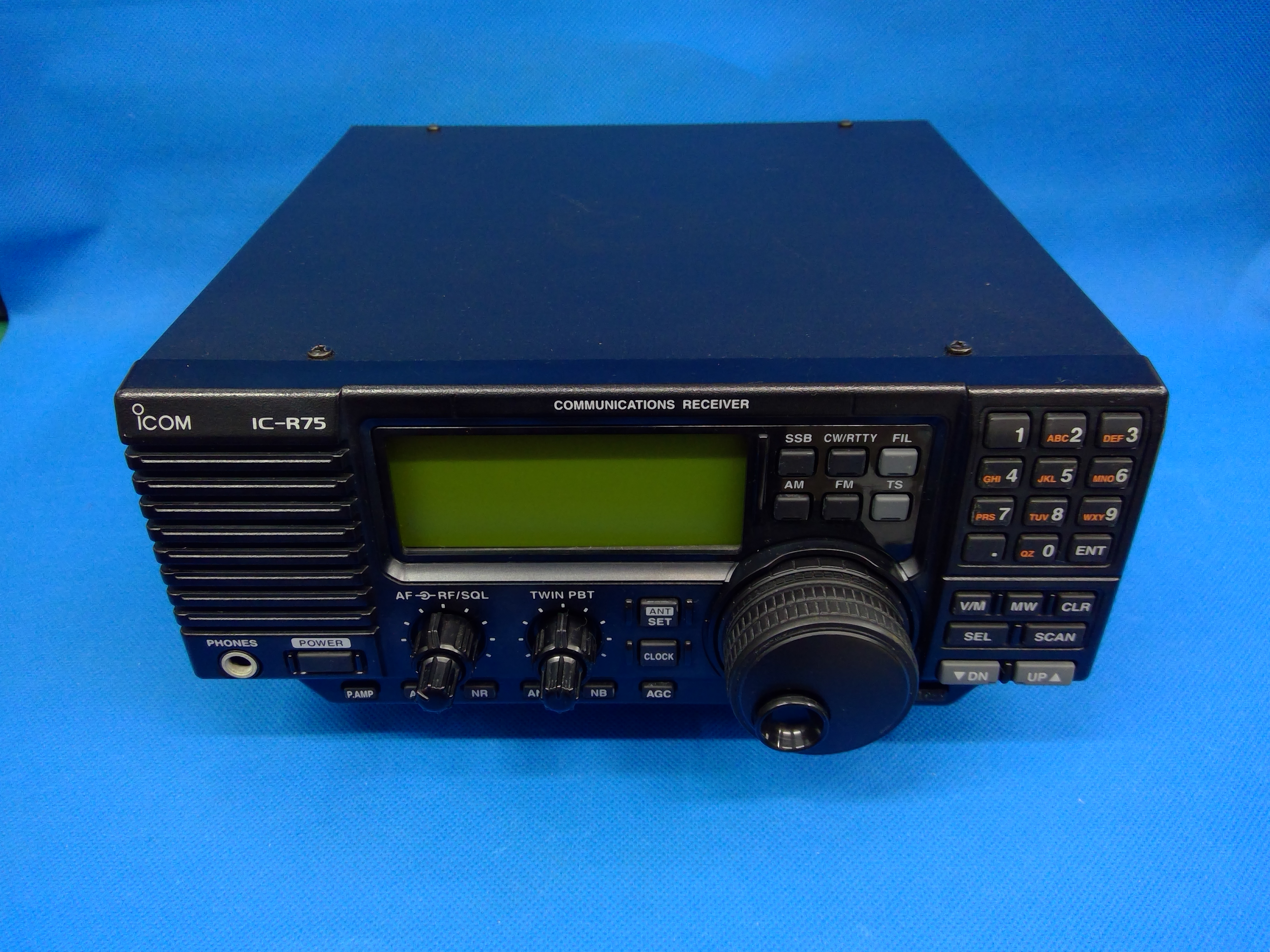 アイコム　IC-R75　HF～50MHz オールモード高性能レシーバー　中古品　生産終了品