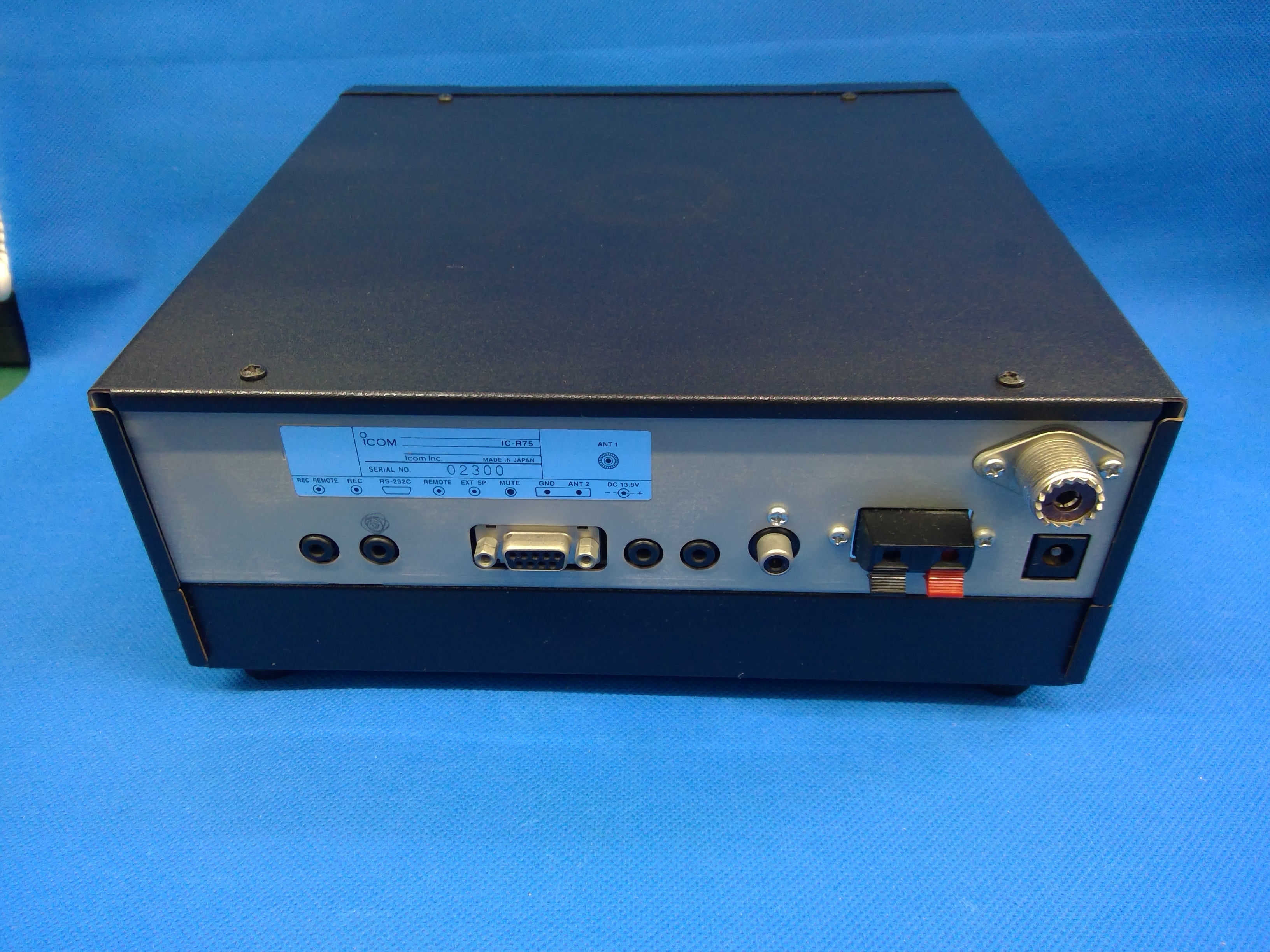 アイコム　IC-R75　HF～50MHz オールモード高性能レシーバー　中古品　生産終了品