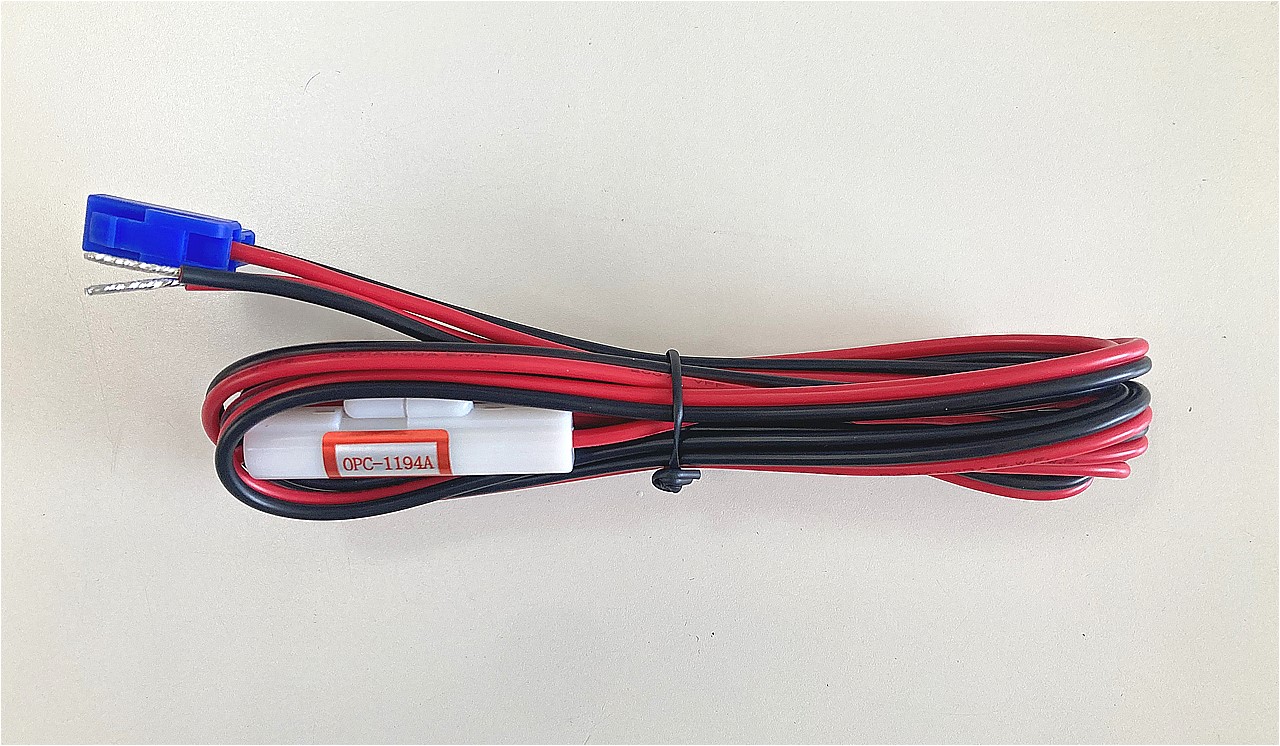 １０本まとめて特価！　Ｔ型コネクターモービル機用ＤＣケーブス（１０Ａヒューズ）